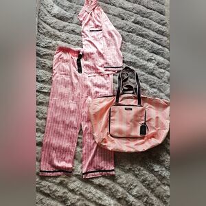Victoria's Secret Weekender Bundle